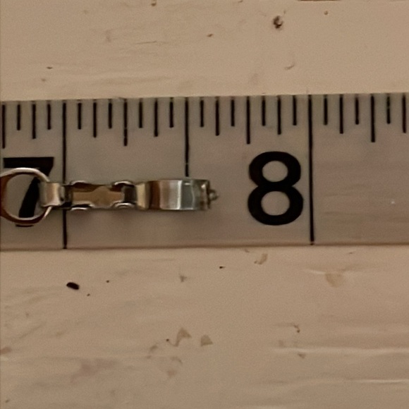 Vintage silver tone bracelet with 11 Abalone shell links & 33 Austrian crystals - Picture 13 of 14